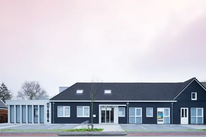 Medisch_Centrum_Haren.original.bgcolor-f0f3f5