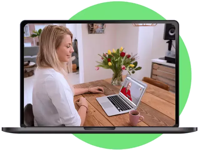 Afbeelding van een vrouw die een medisch consult heeft met haar huisarts via WeSeeDo