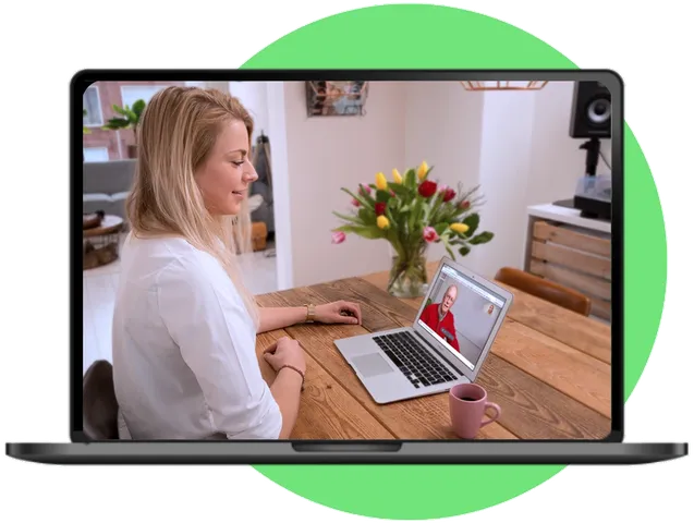 Afbeelding van een vrouw die een medisch consult heeft met haar huisarts via WeSeeDo